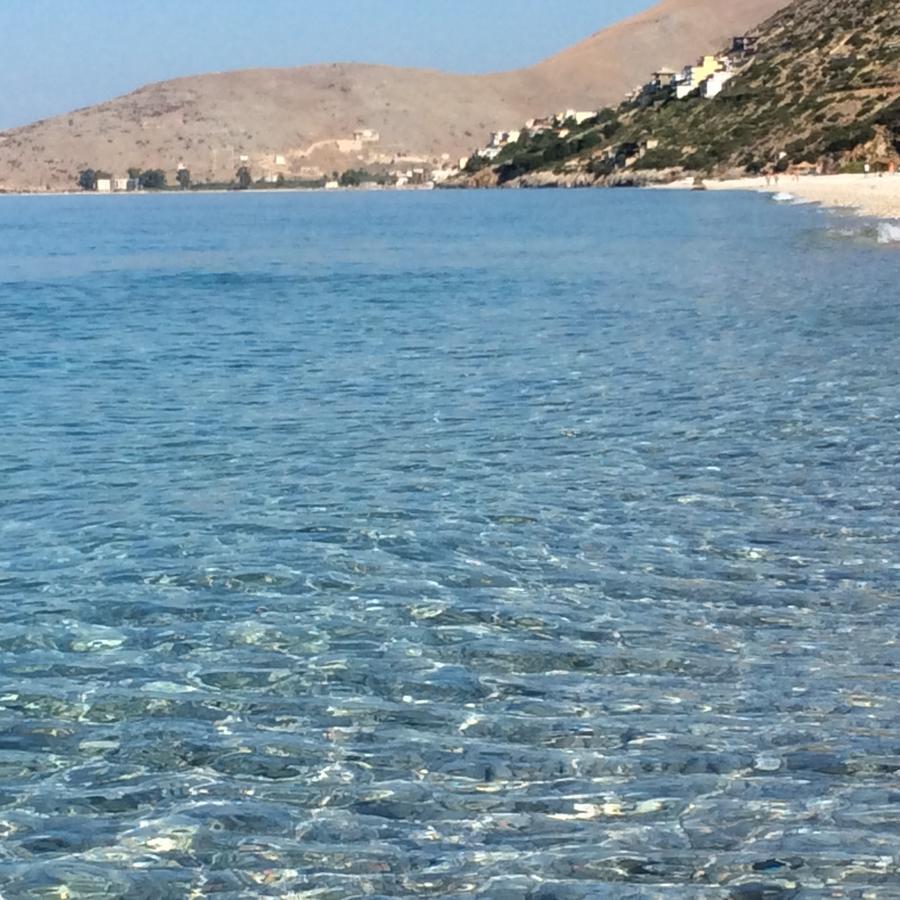 Vila Hadhri بورش المظهر الخارجي الصورة